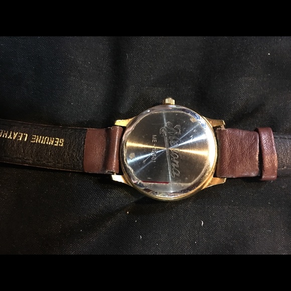 Unique watch - Picture 2 of 3